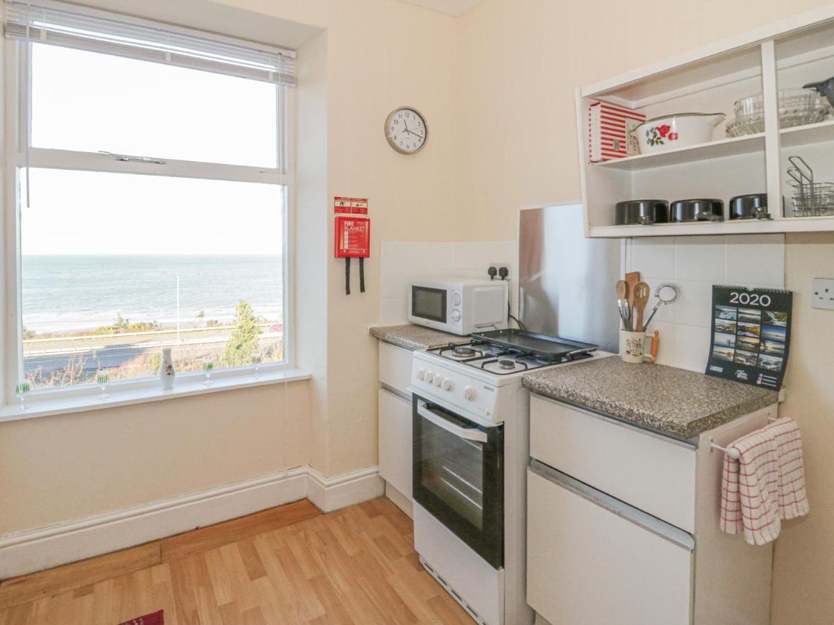 Appartamento Llys Madoc, First Floor Flat Penmaen-mawr Esterno foto