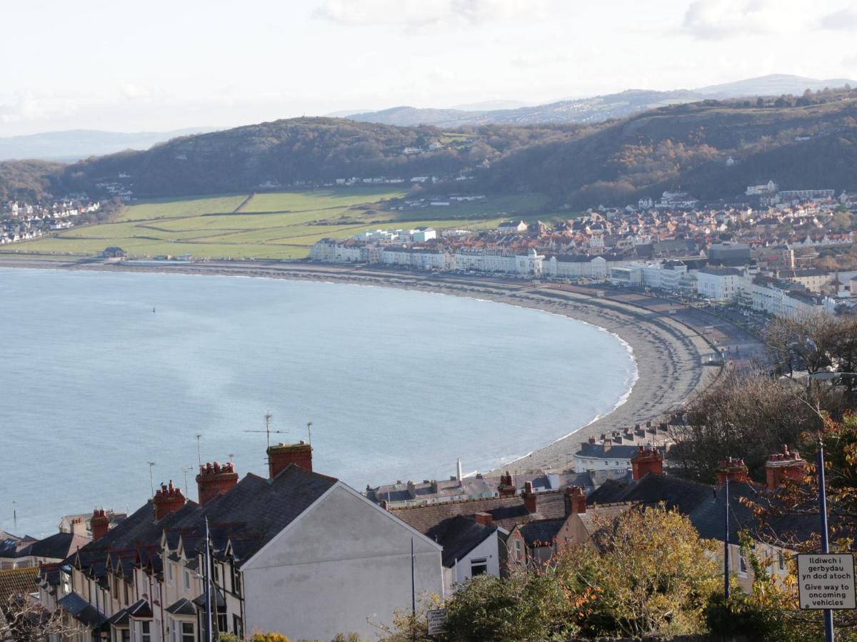 Appartamento Llys Madoc, First Floor Flat Penmaen-mawr Esterno foto