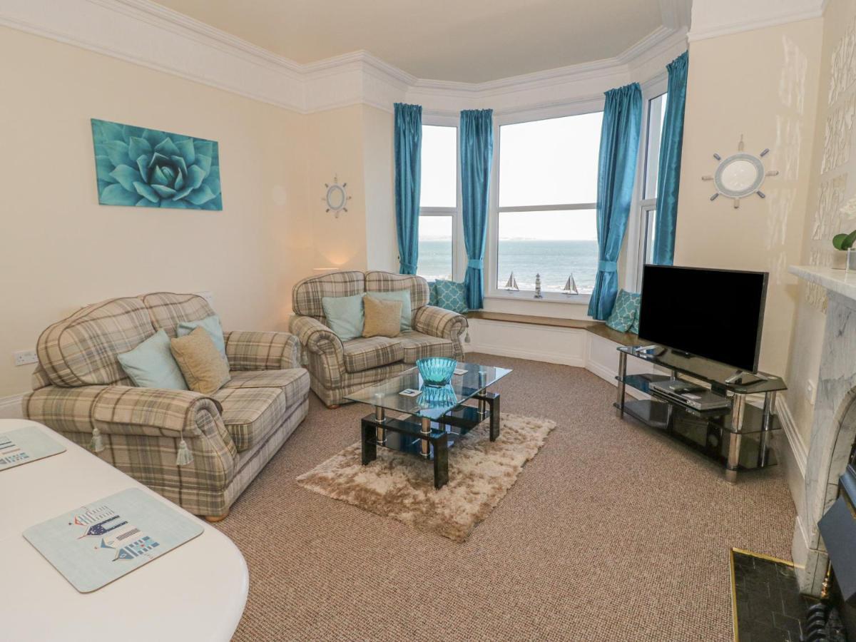 Appartamento Llys Madoc, First Floor Flat Penmaen-mawr Esterno foto