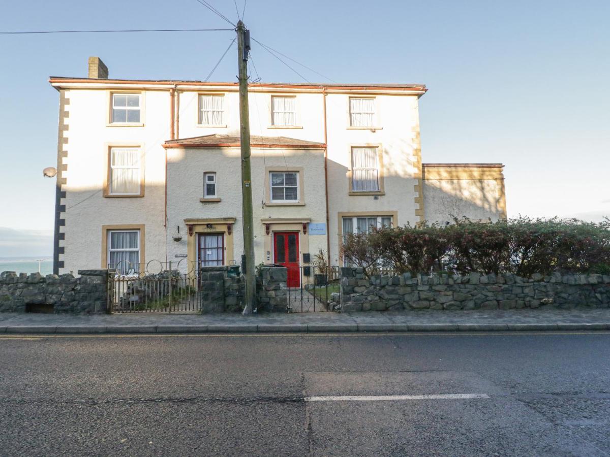 Appartamento Llys Madoc, First Floor Flat Penmaen-mawr Esterno foto