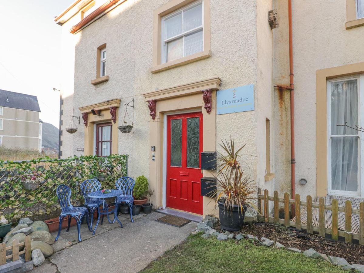 Appartamento Llys Madoc, First Floor Flat Penmaen-mawr Esterno foto